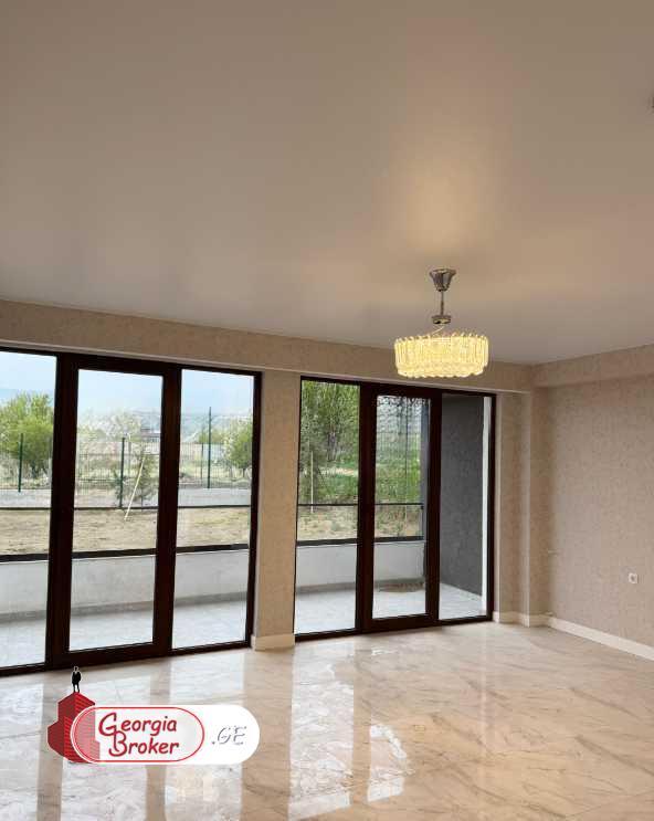 в аренду квартира с новым ремонтом 2-комнаты