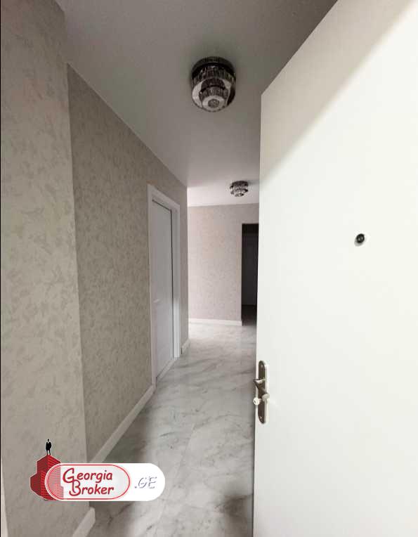 в аренду квартира с новым ремонтом 2-комнаты