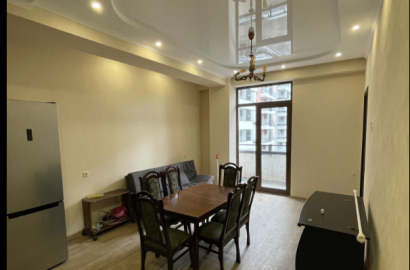 იყიდება ახალი გარემონტებული ბინა