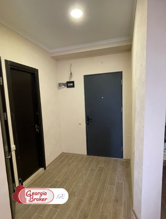 იყიდება ახალი გარემონტებული ბინა