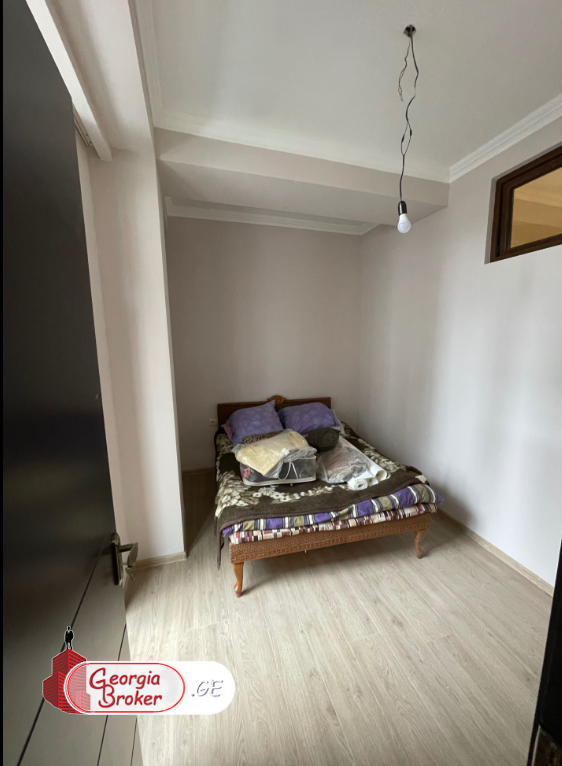 იყიდება ახალი გარემონტებული ბინა