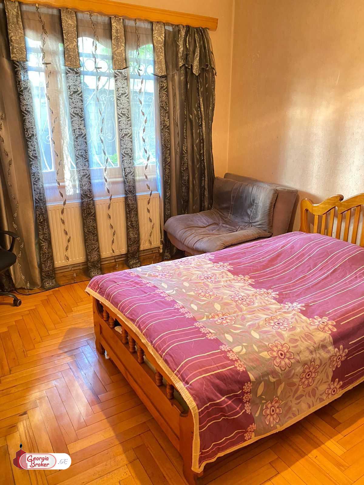 продается квартира с новым ремонтом 3-комнаты