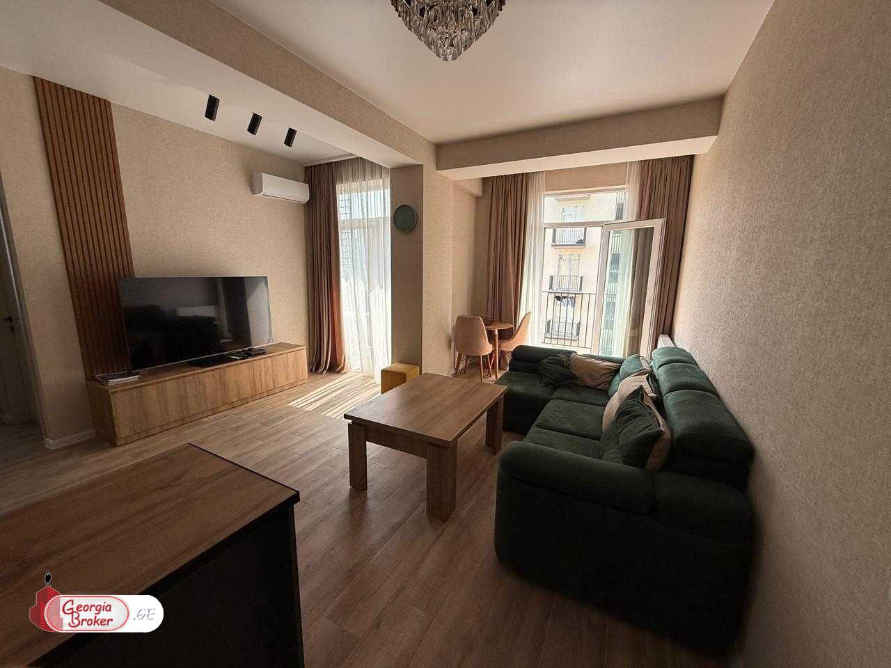 იყიდება ახალი გარემონტებული 3 ოთახიანი ბინა