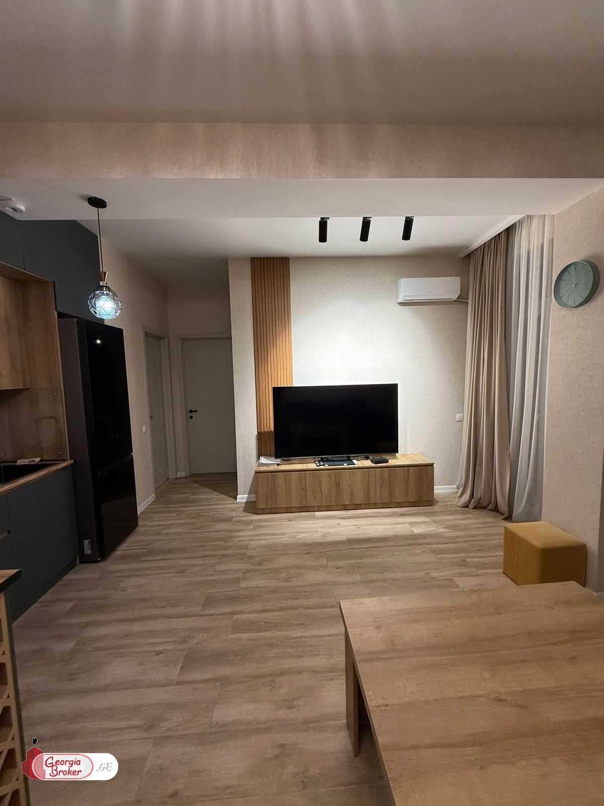 იყიდება ახალი გარემონტებული 3 ოთახიანი ბინა