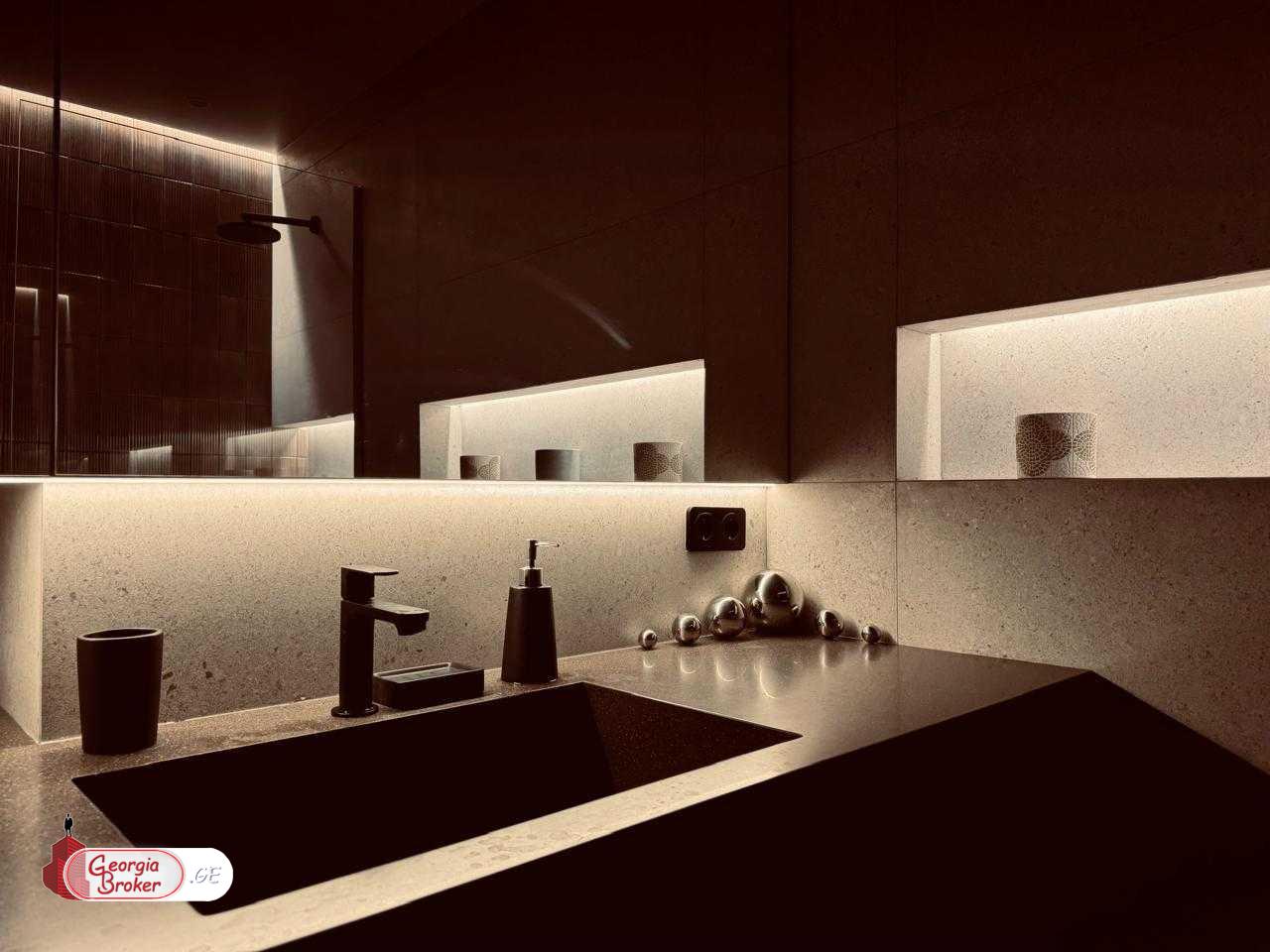 იყიდება ახალი გარემონტებული 2 ოთახიანი ბინა