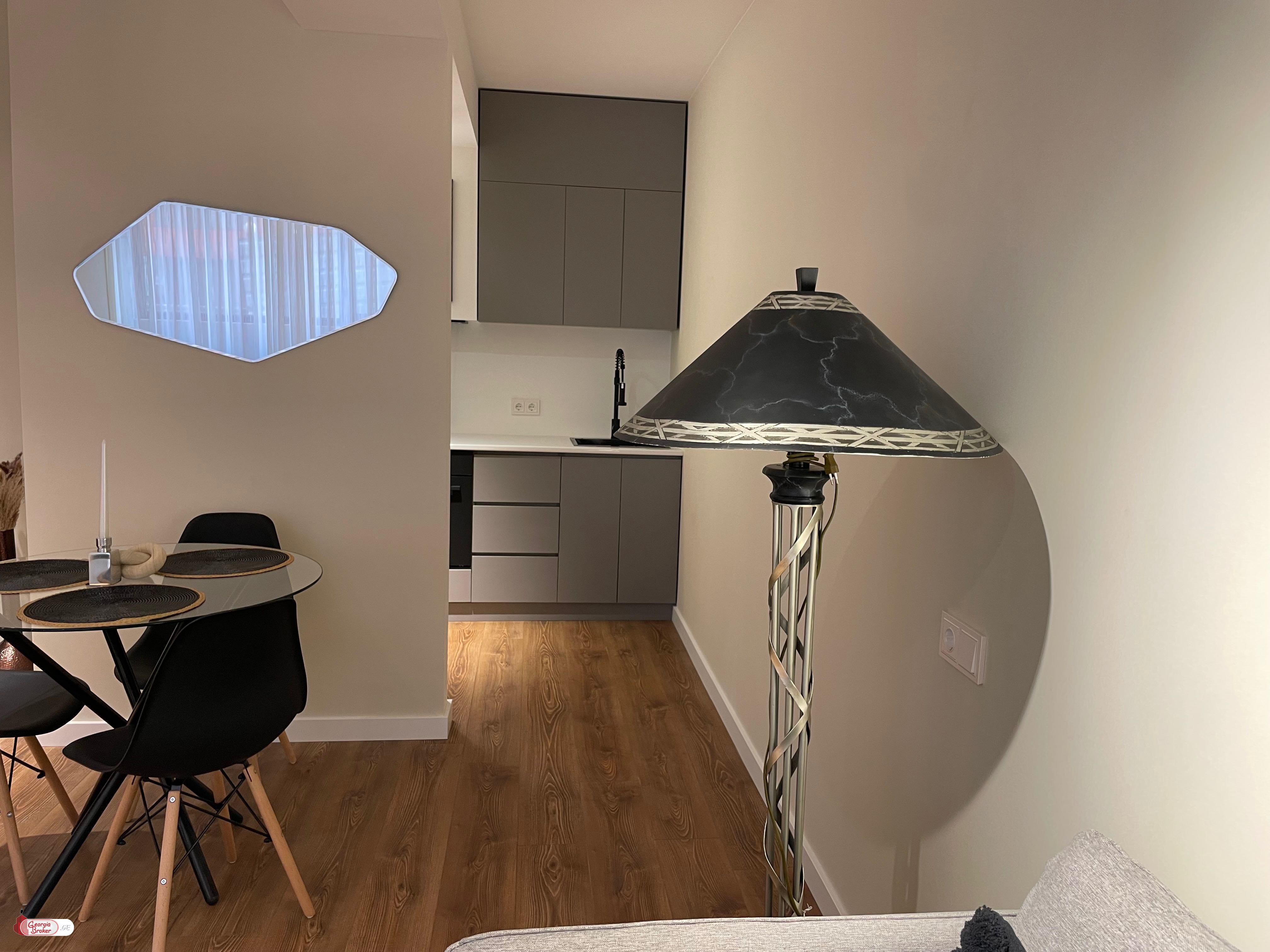 nearly repaired 2-room apartment for sale