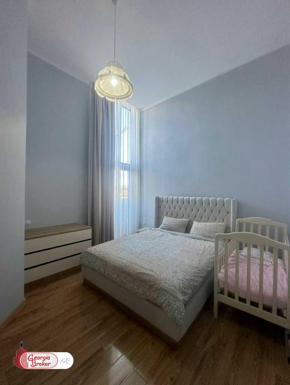 nearly repaired 3-room apartment for sale