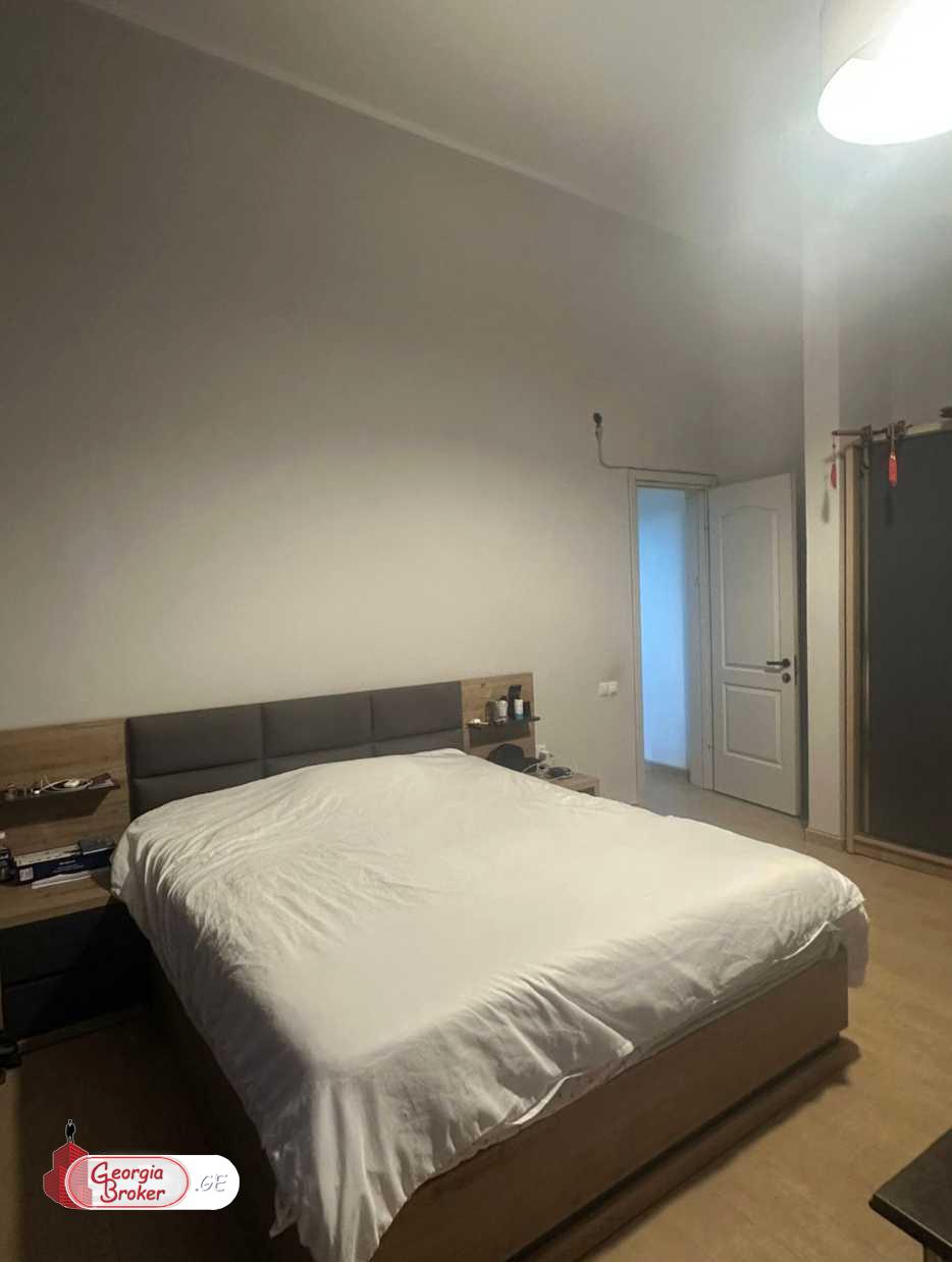 nearly repaired 3-room apartment for sale