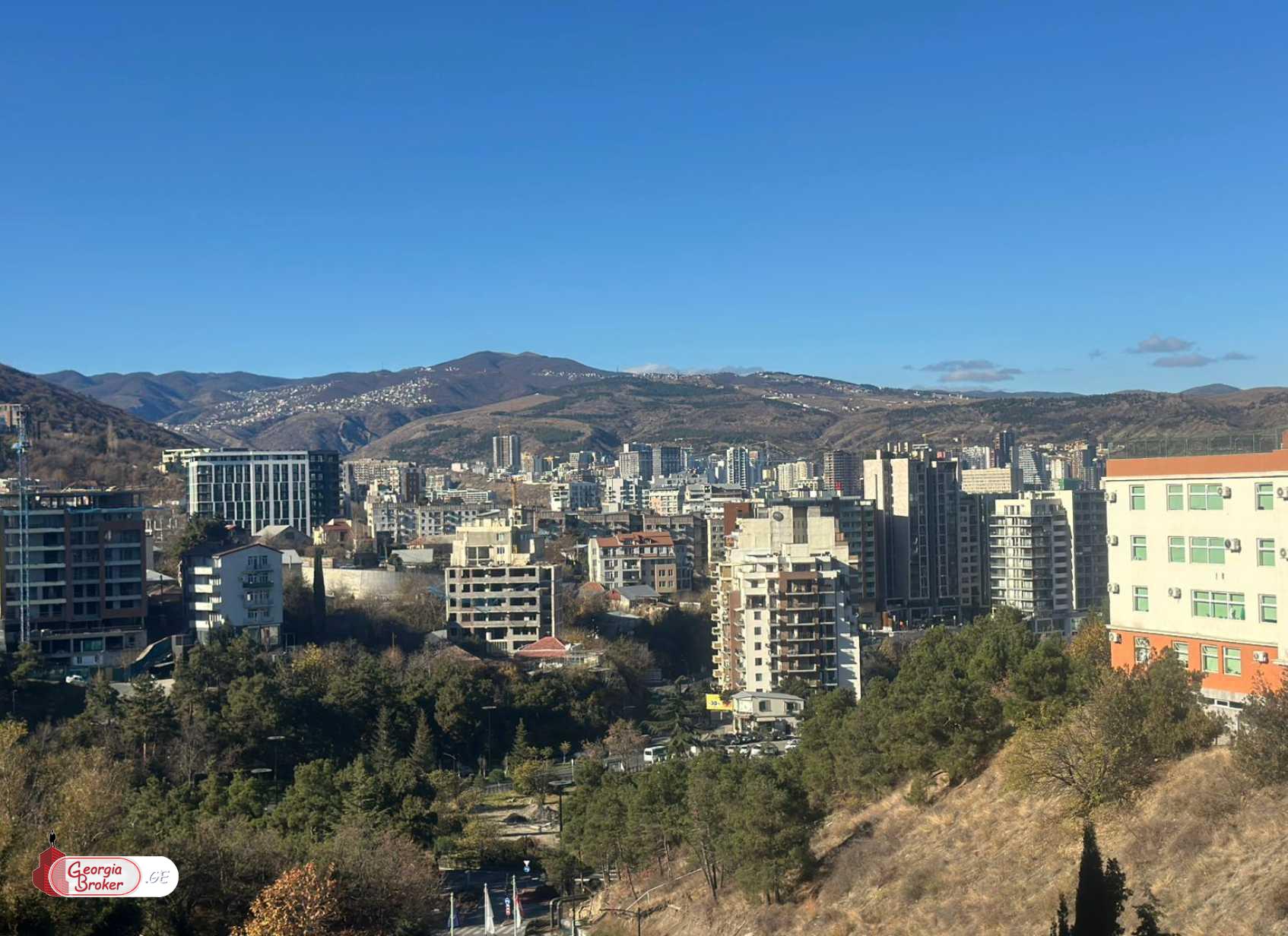 nearly repaired 3-room apartment for sale