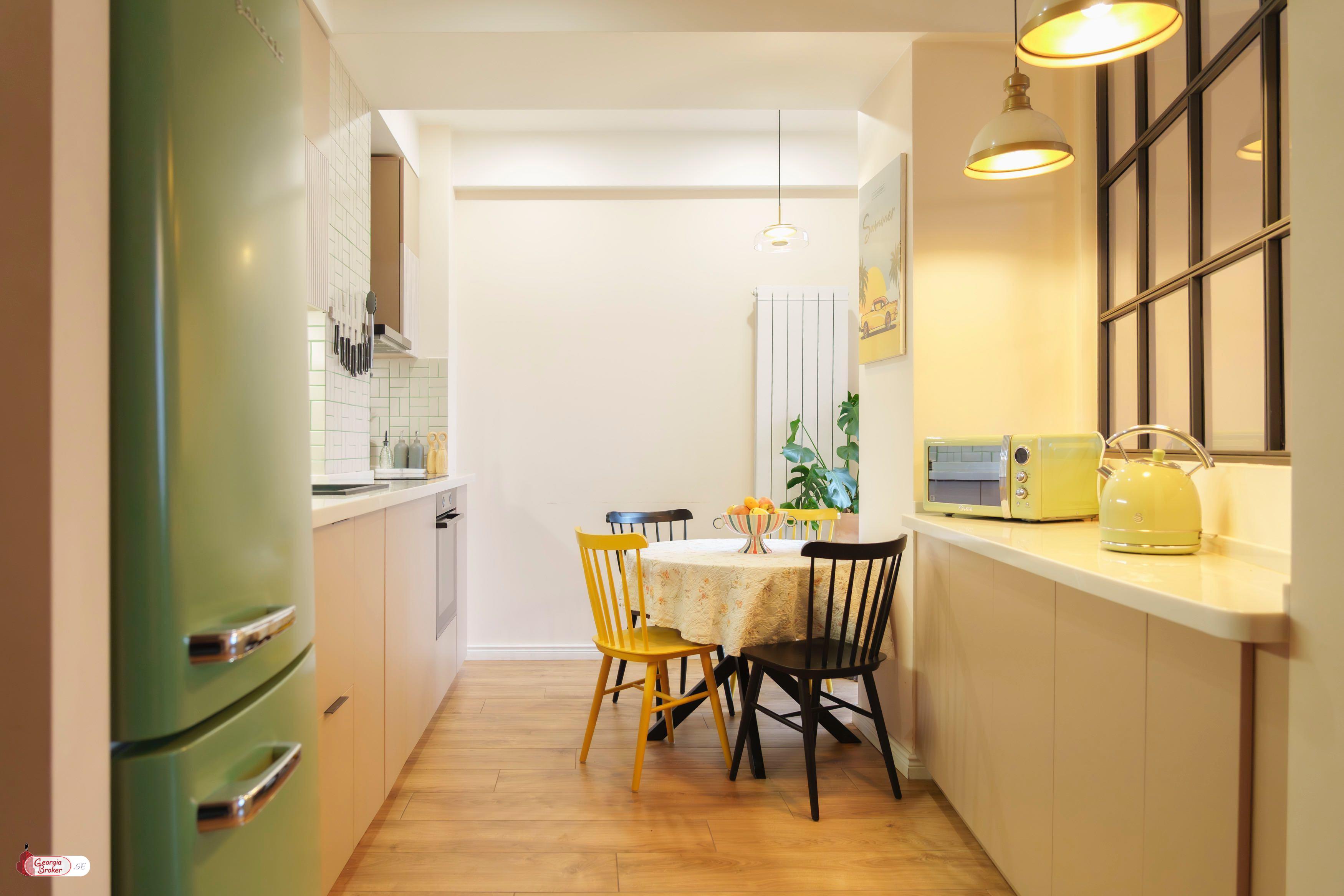 nearly repaired 3-room apartment for sale