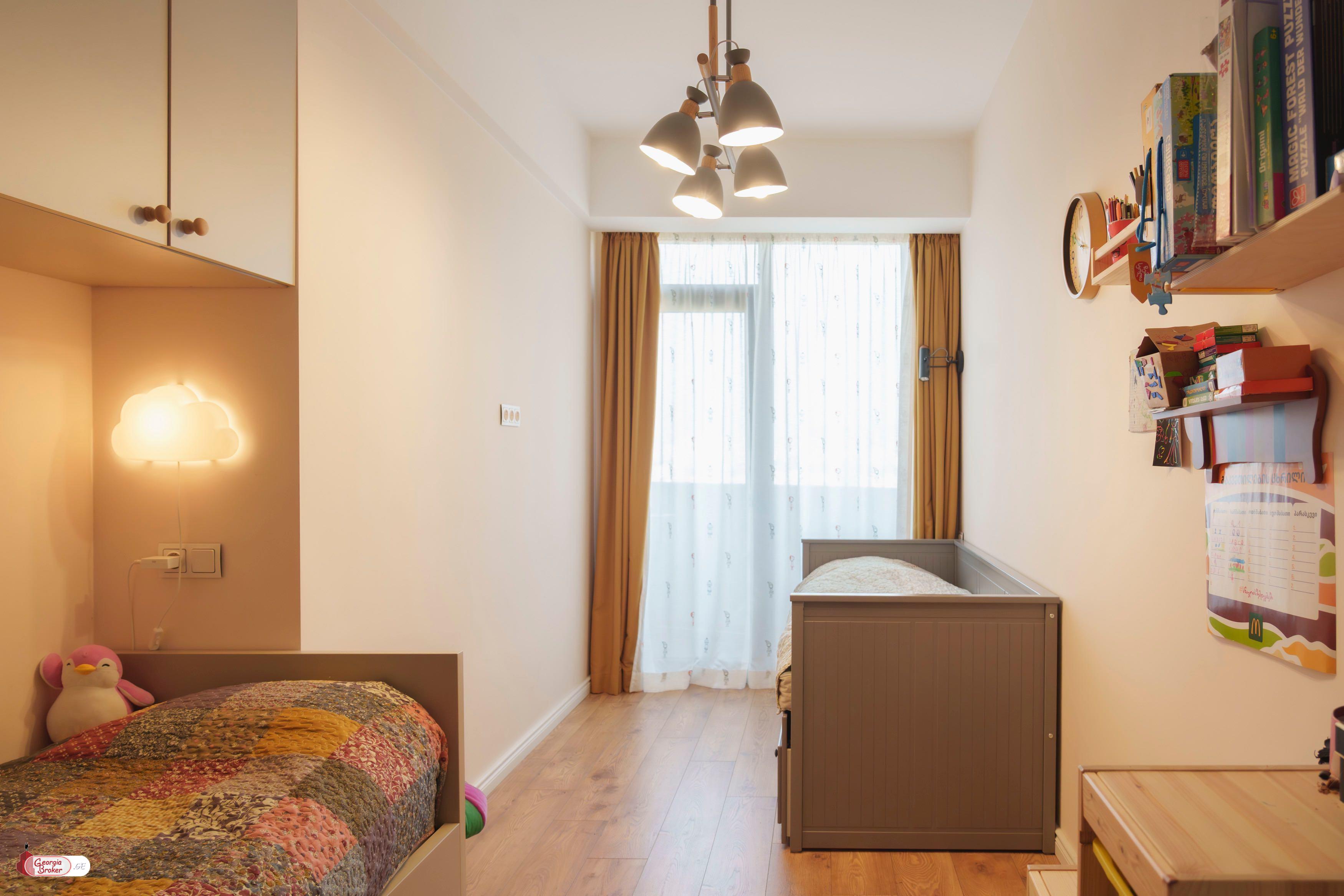 nearly repaired 3-room apartment for sale