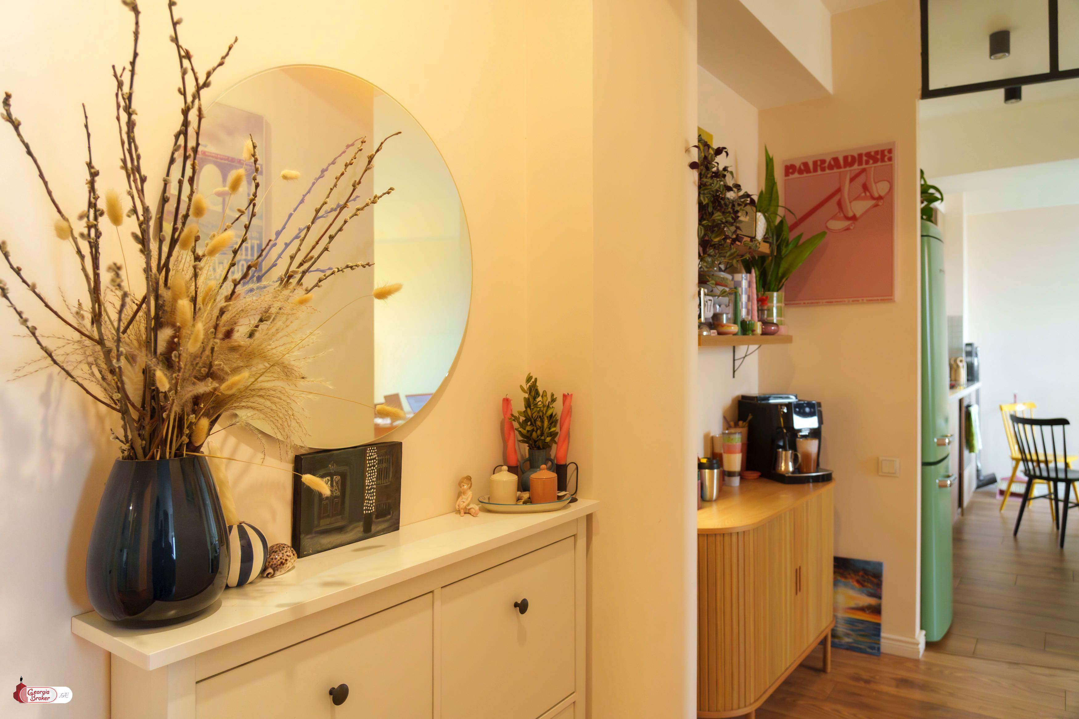 nearly repaired 3-room apartment for sale