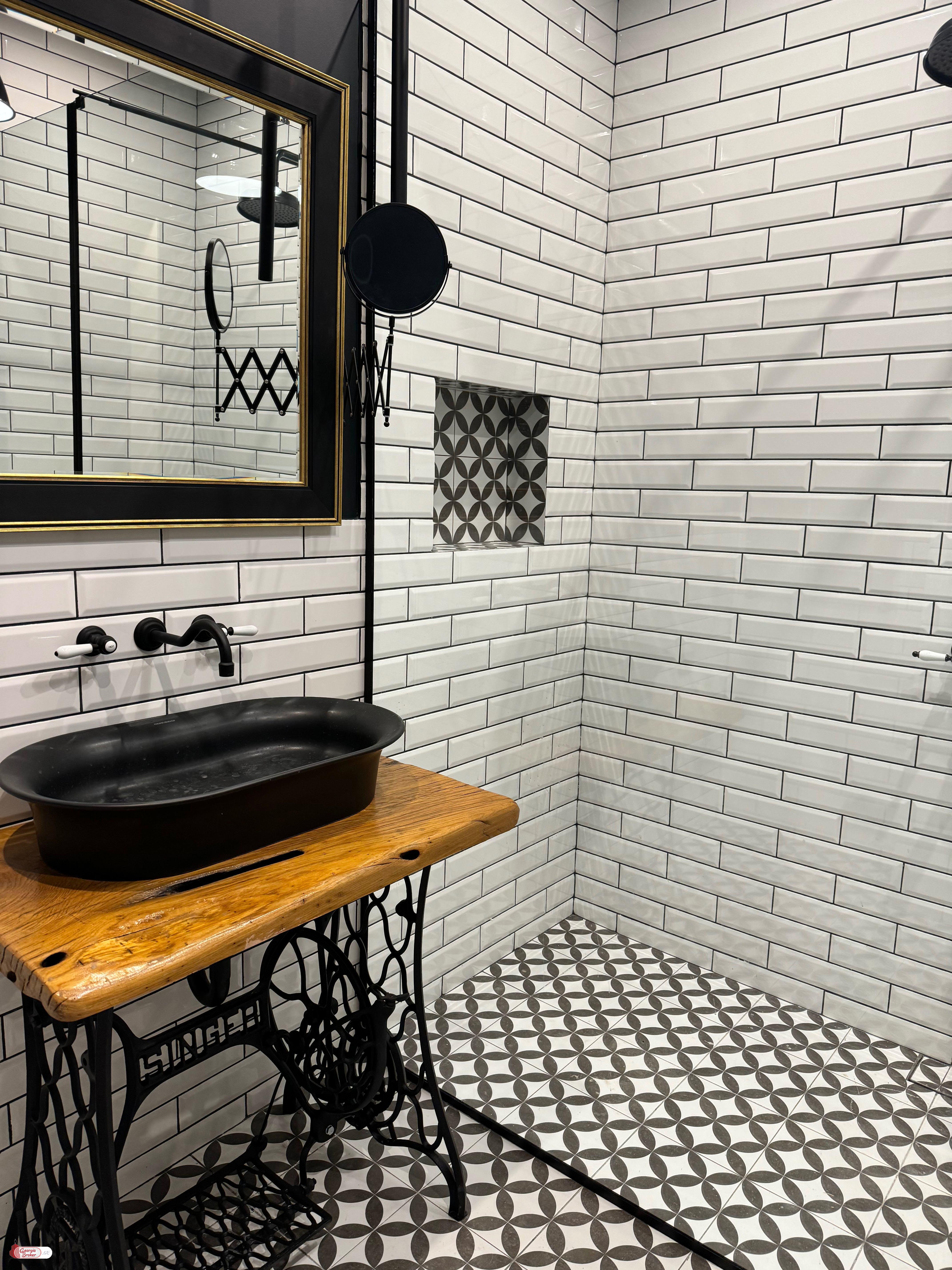 იყიდება ახალი გარემონტებული 3 ოთახიანი ბინა