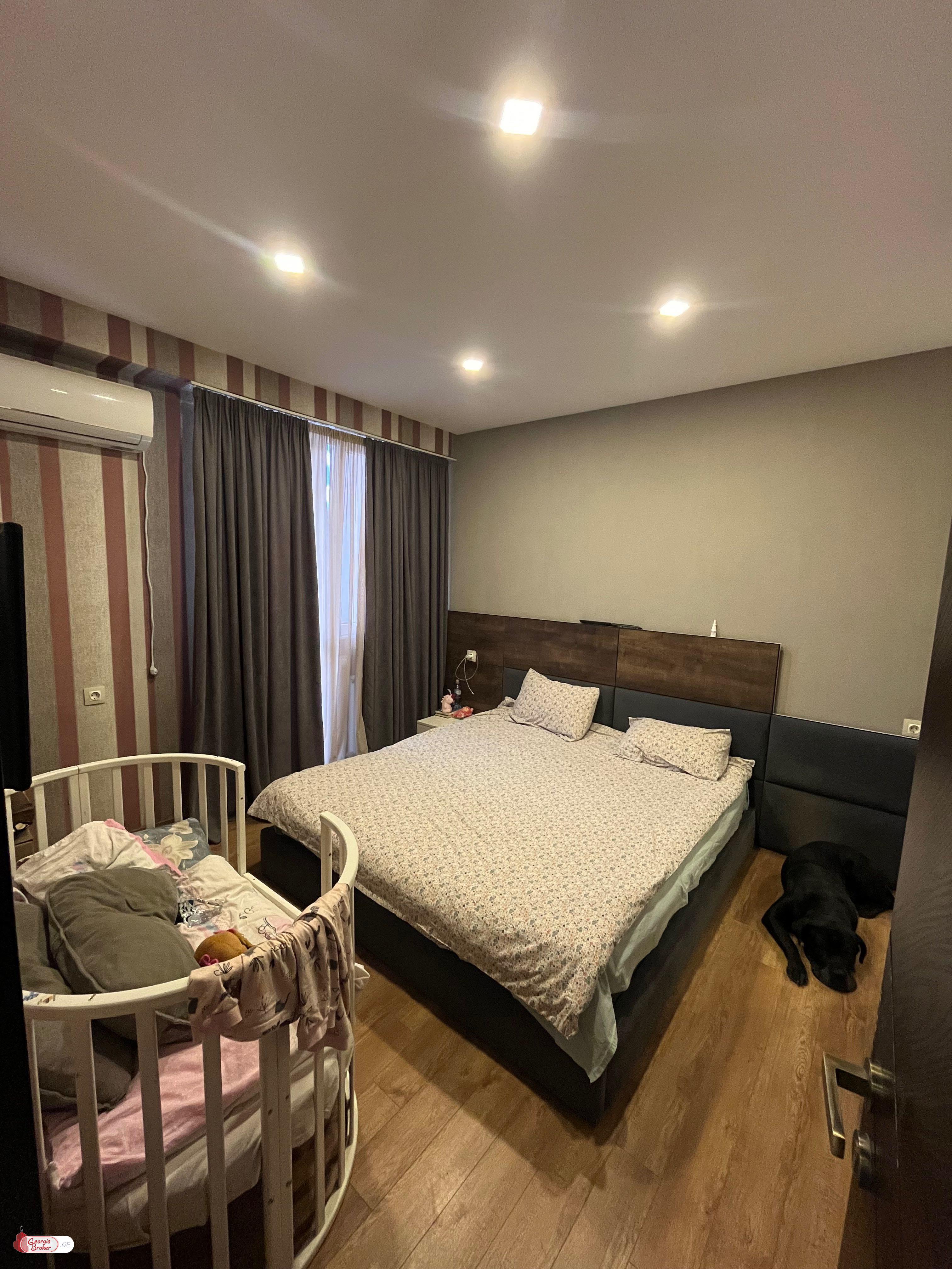 იყიდება ახალი გარემონტებული 3 ოთახიანი ბინა