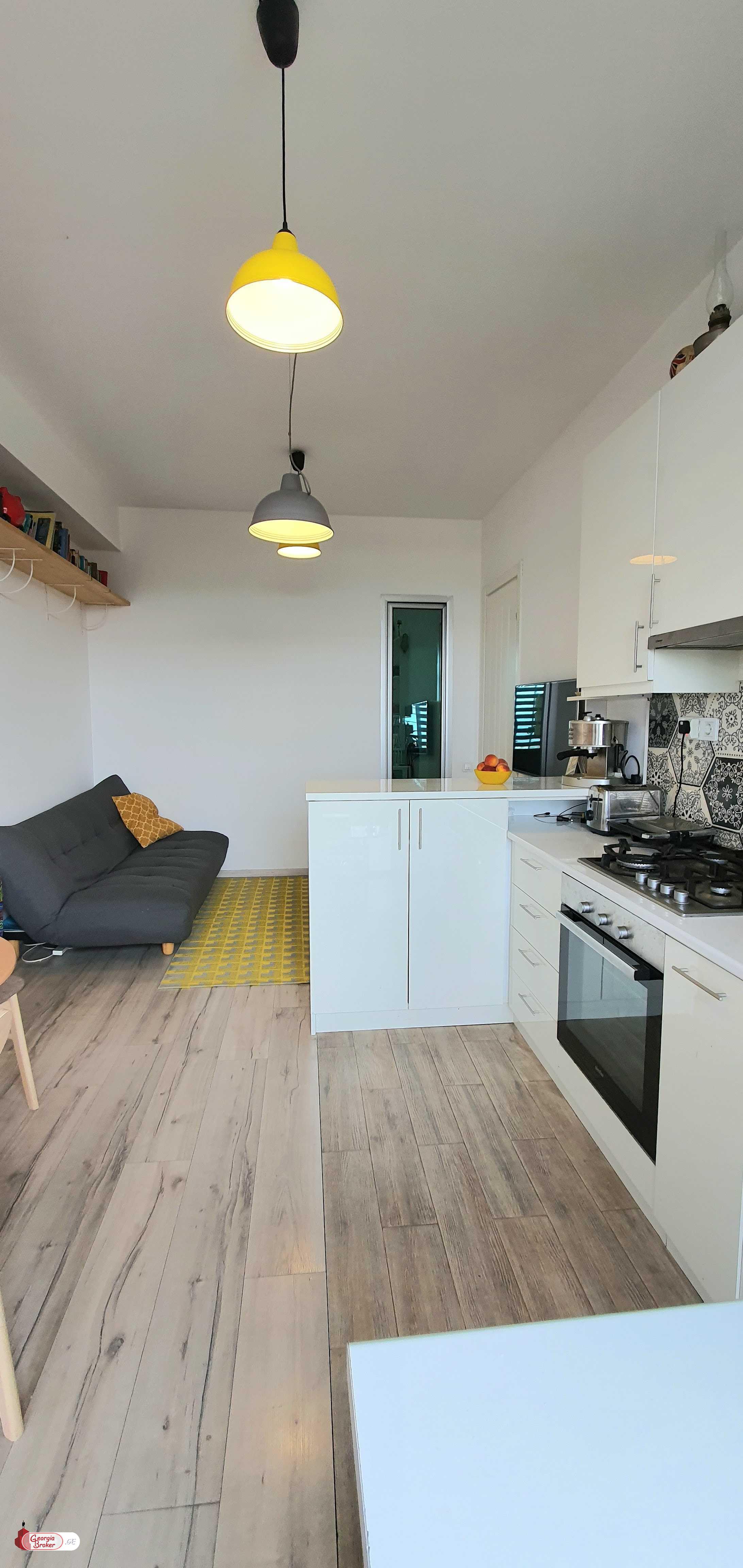 იყიდება ახალი გარემონტებული 3 ოთახიანი ბინა