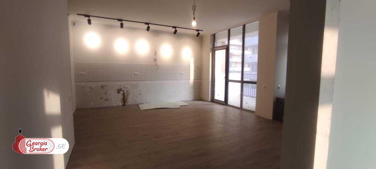 იყიდება ახალი გარემონტებული 3 ოთახიანი ბინა