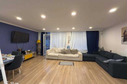 იყიდება ახალი გარემონტებული 5 ოთახიანი ბინა