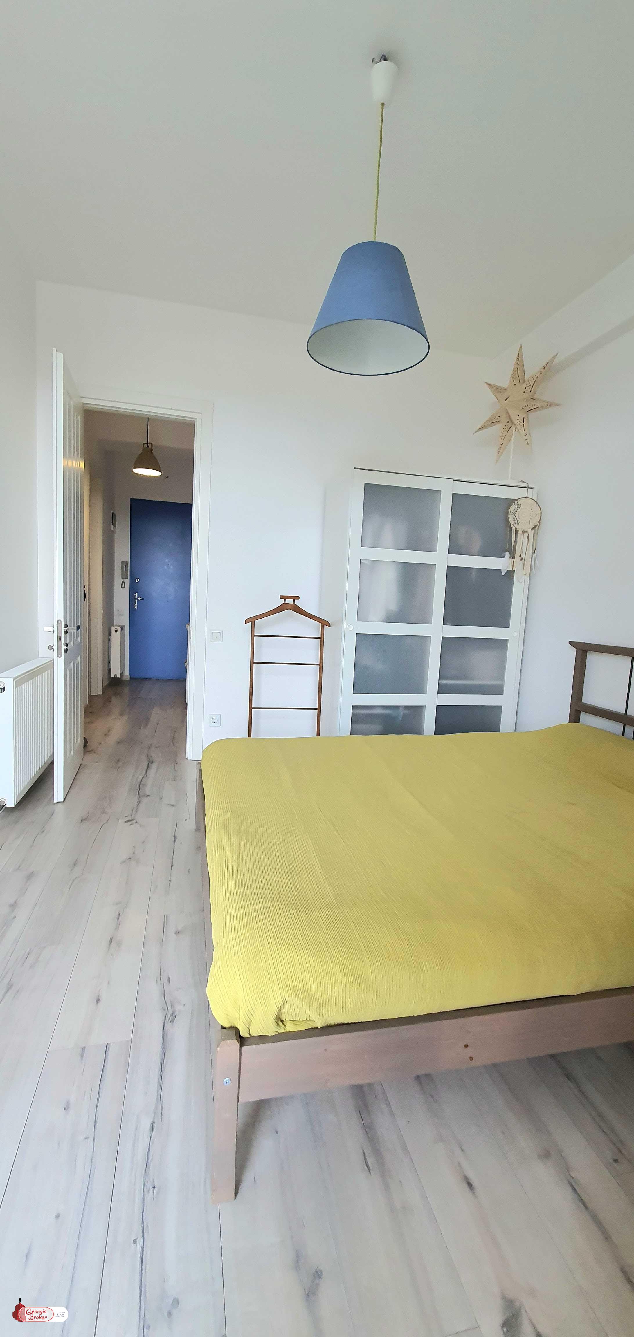 იყიდება ახალი გარემონტებული 3 ოთახიანი ბინა