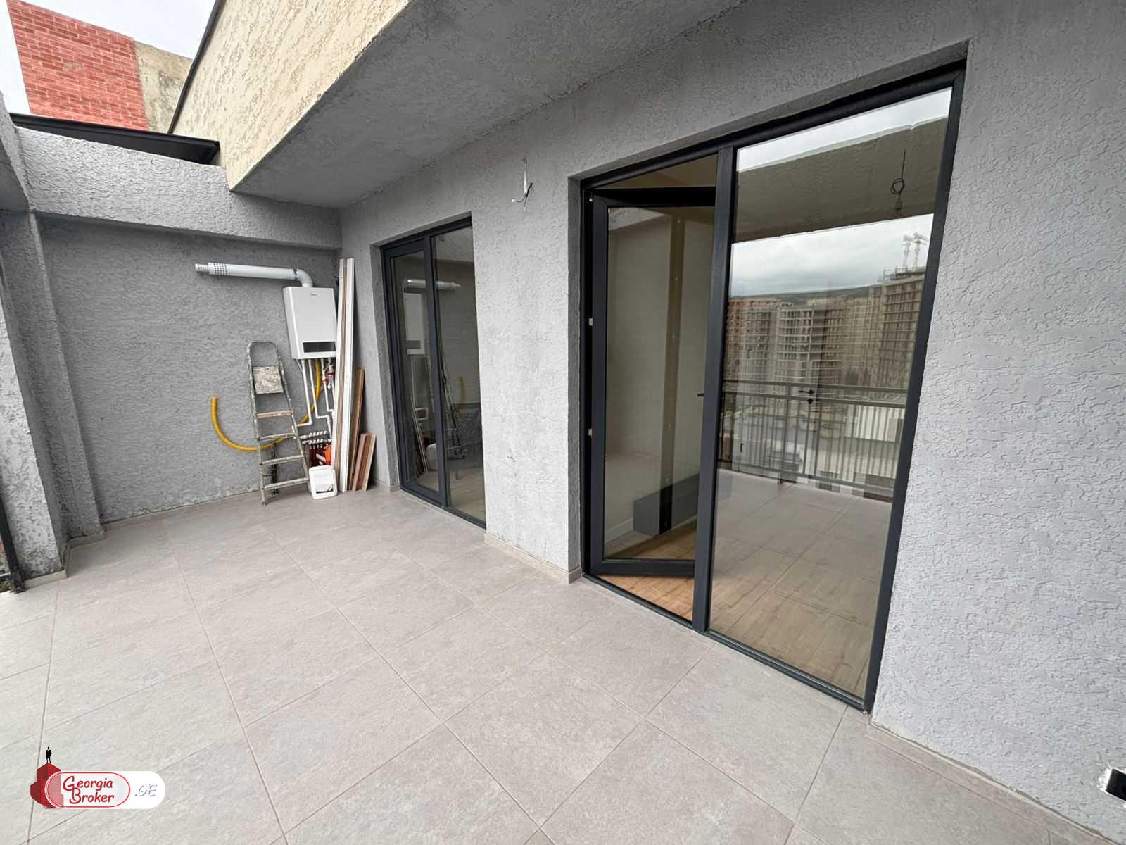 იყიდება ახალი გარემონტებული 2 ოთახიანი ბინა