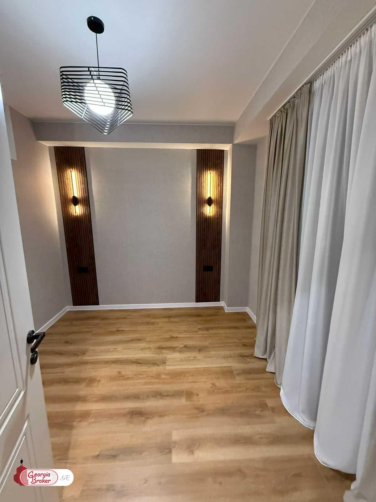 იყიდება ახალი გარემონტებული 3 ოთახიანი ბინა