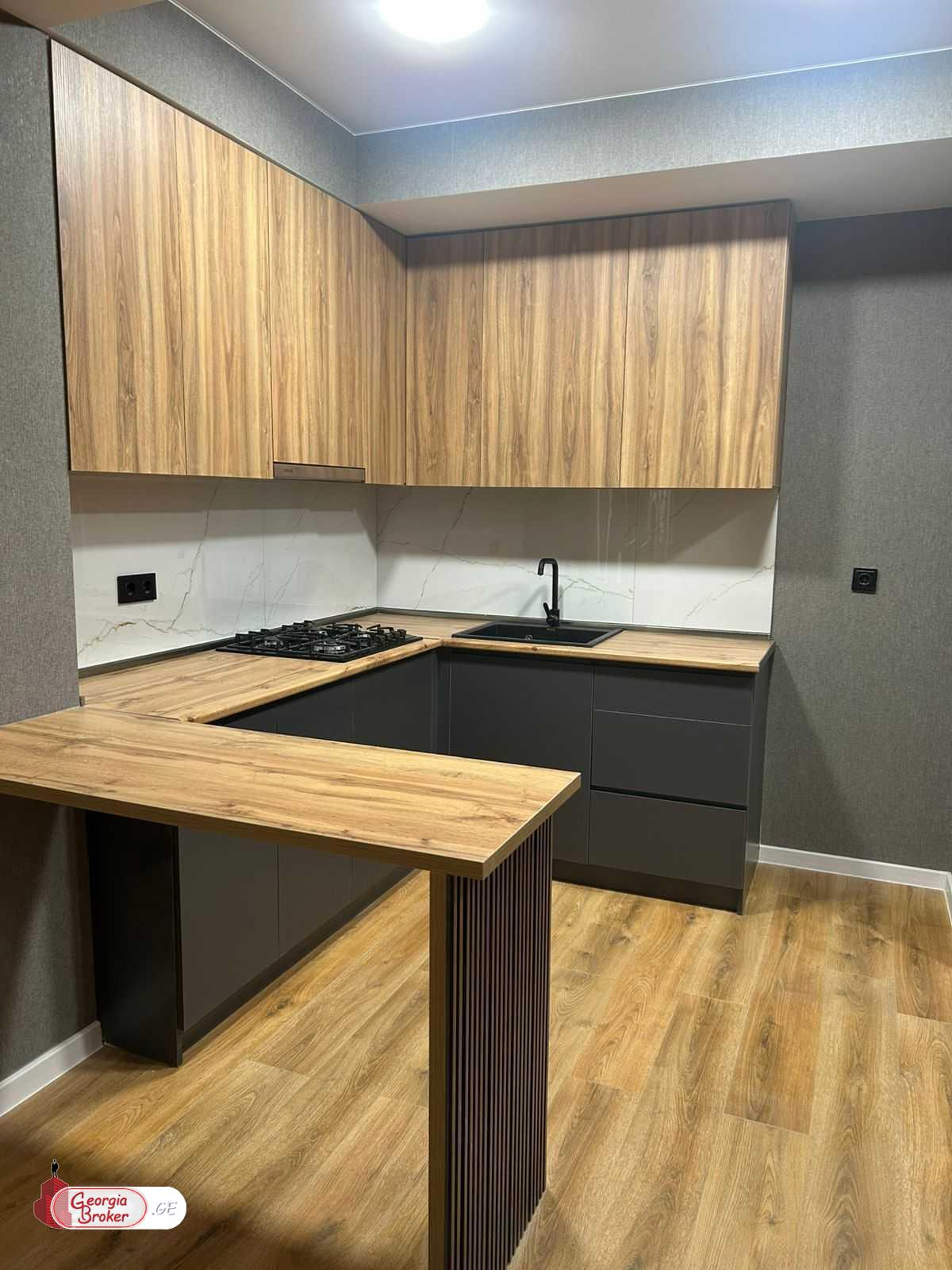 იყიდება ახალი გარემონტებული 3 ოთახიანი ბინა