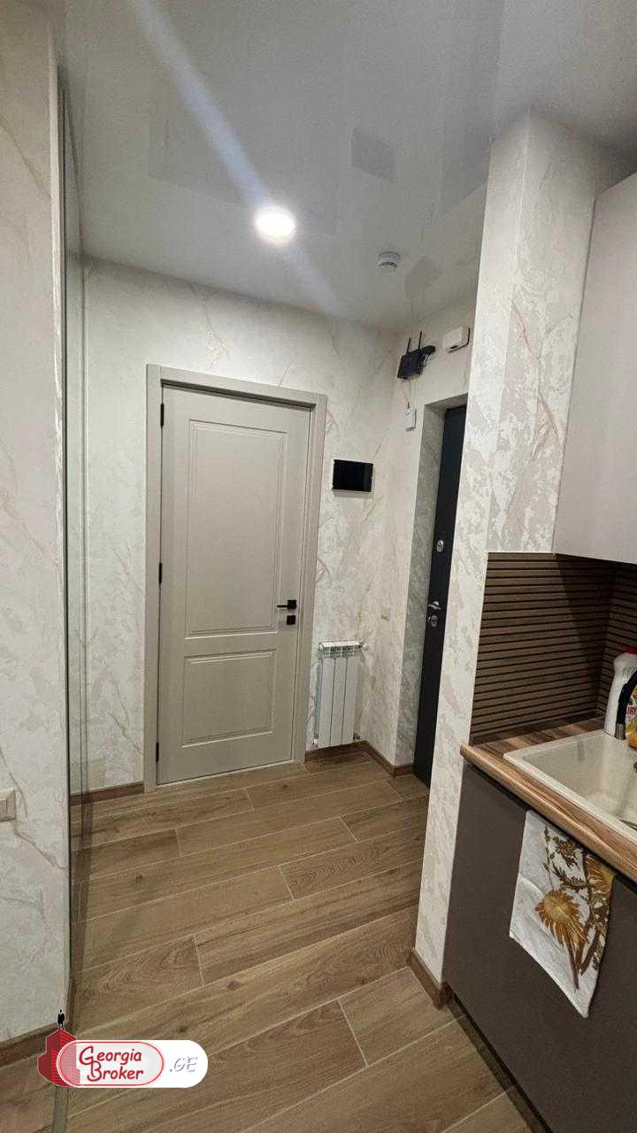 nearly repaired 2-room apartment for sale