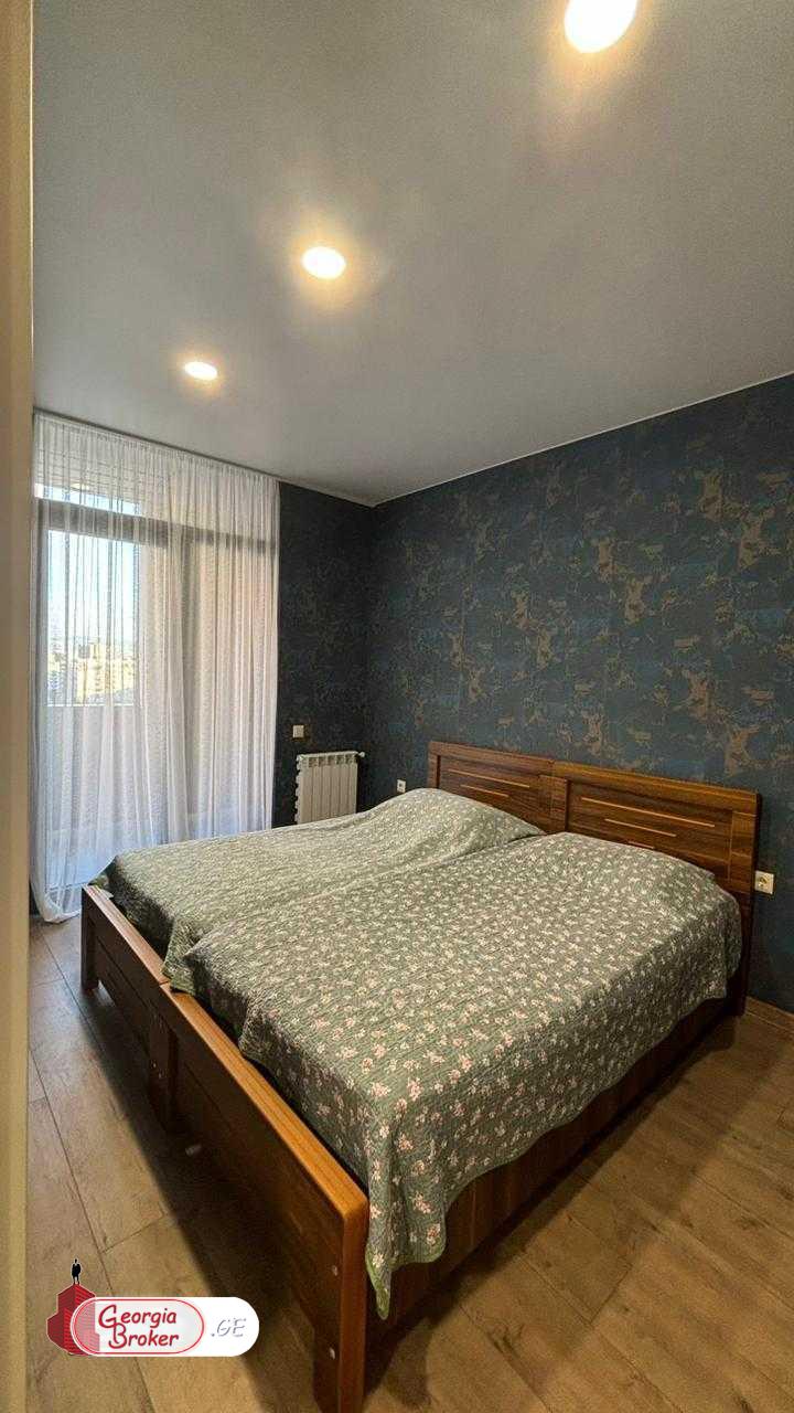 nearly repaired 2-room apartment for sale