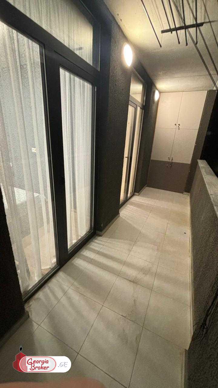 nearly repaired 2-room apartment for sale