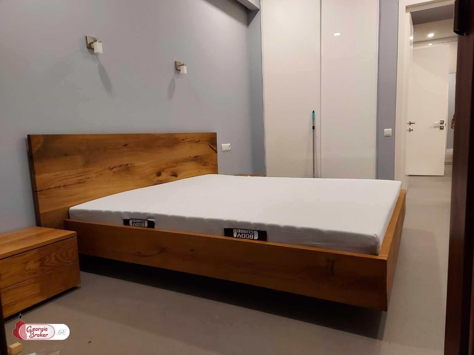 იყიდება ახალი გარემონტებული 2 ოთახიანი ბინა