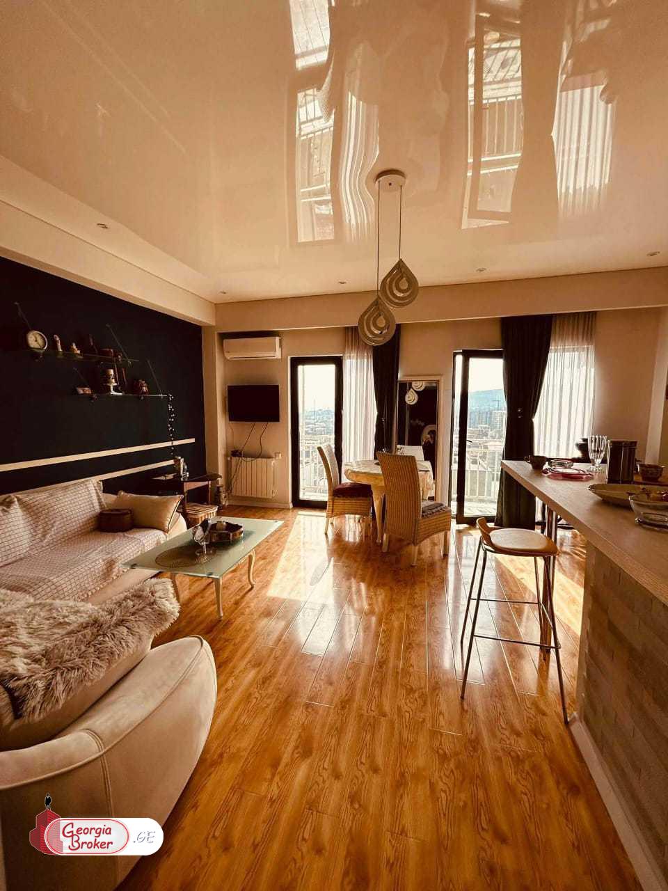 იყიდება ახალი გარემონტებული 2 ოთახიანი ბინა