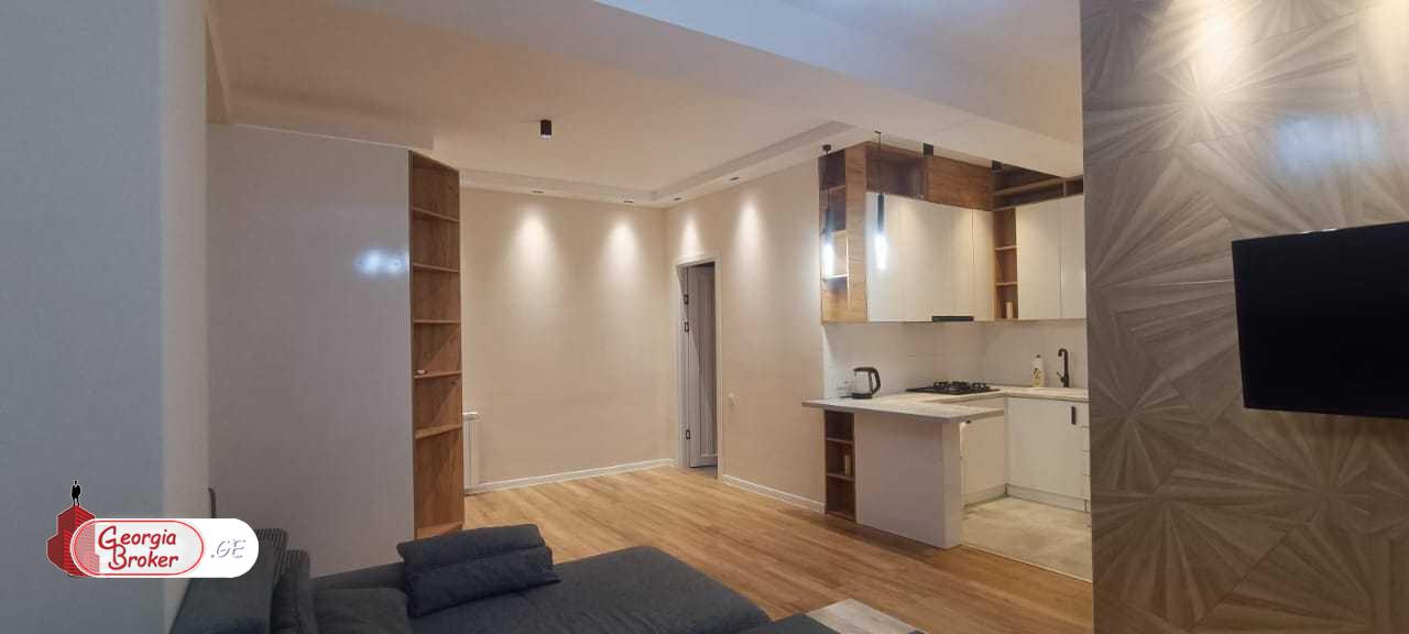 nearly repaired 2-room apartment for sale