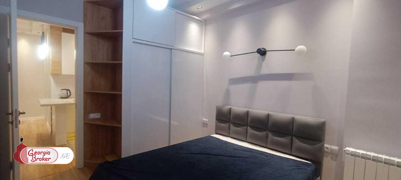 nearly repaired 2-room apartment for sale