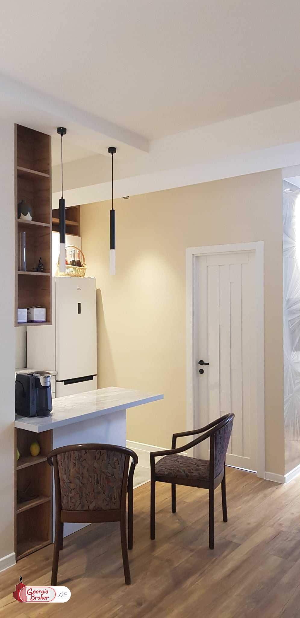 nearly repaired 2-room apartment for sale