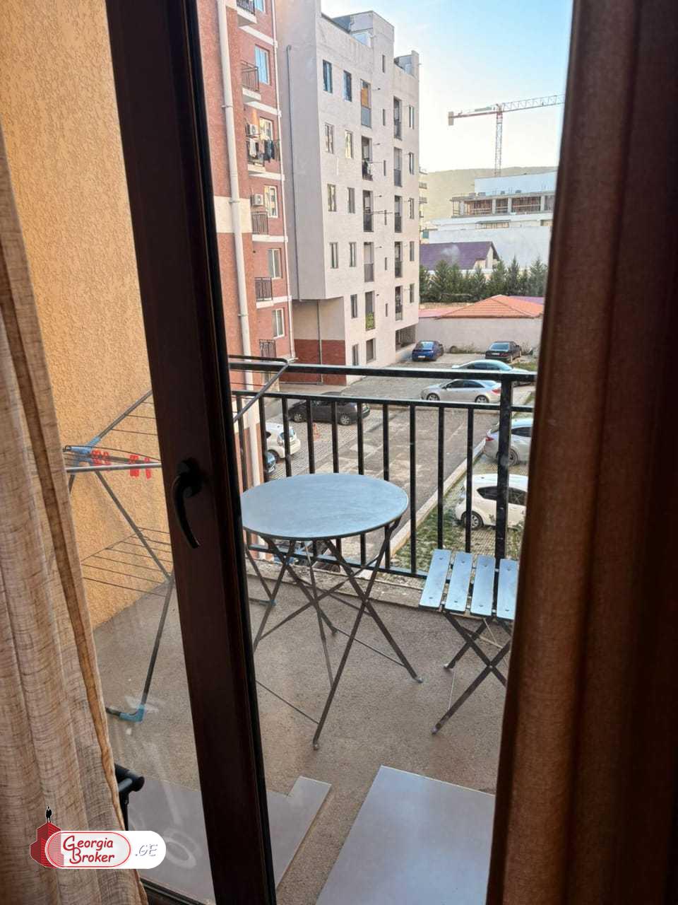 იყიდება ახალი გარემონტებული 2 ოთახიანი ბინა