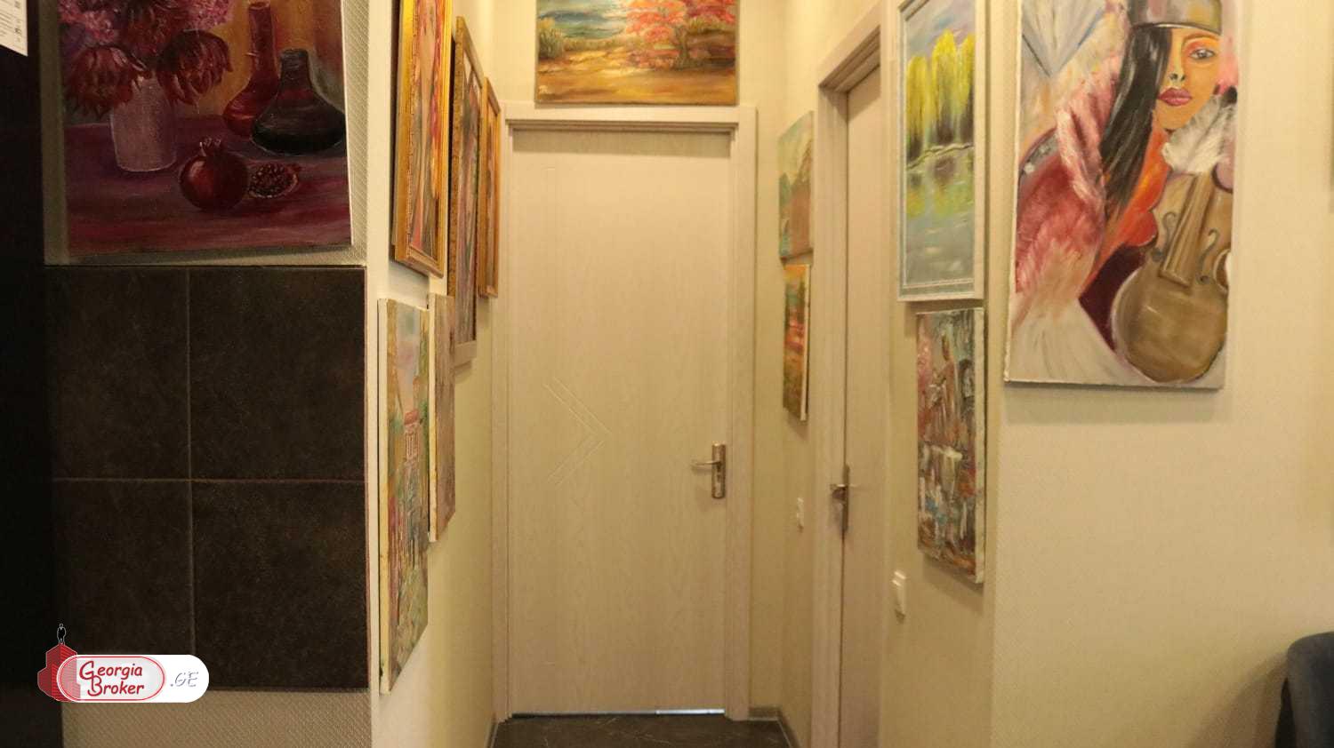 იყიდება ახალი გარემონტებული 3 ოთახიანი ბინა