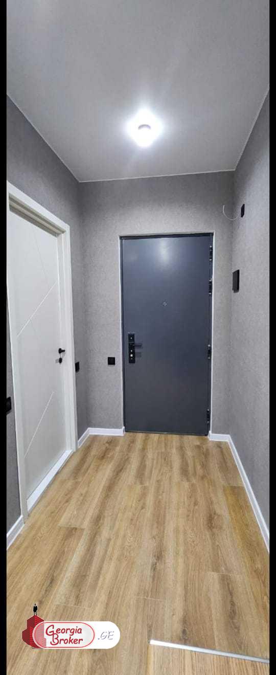 nearly repaired 3-room apartment for sale