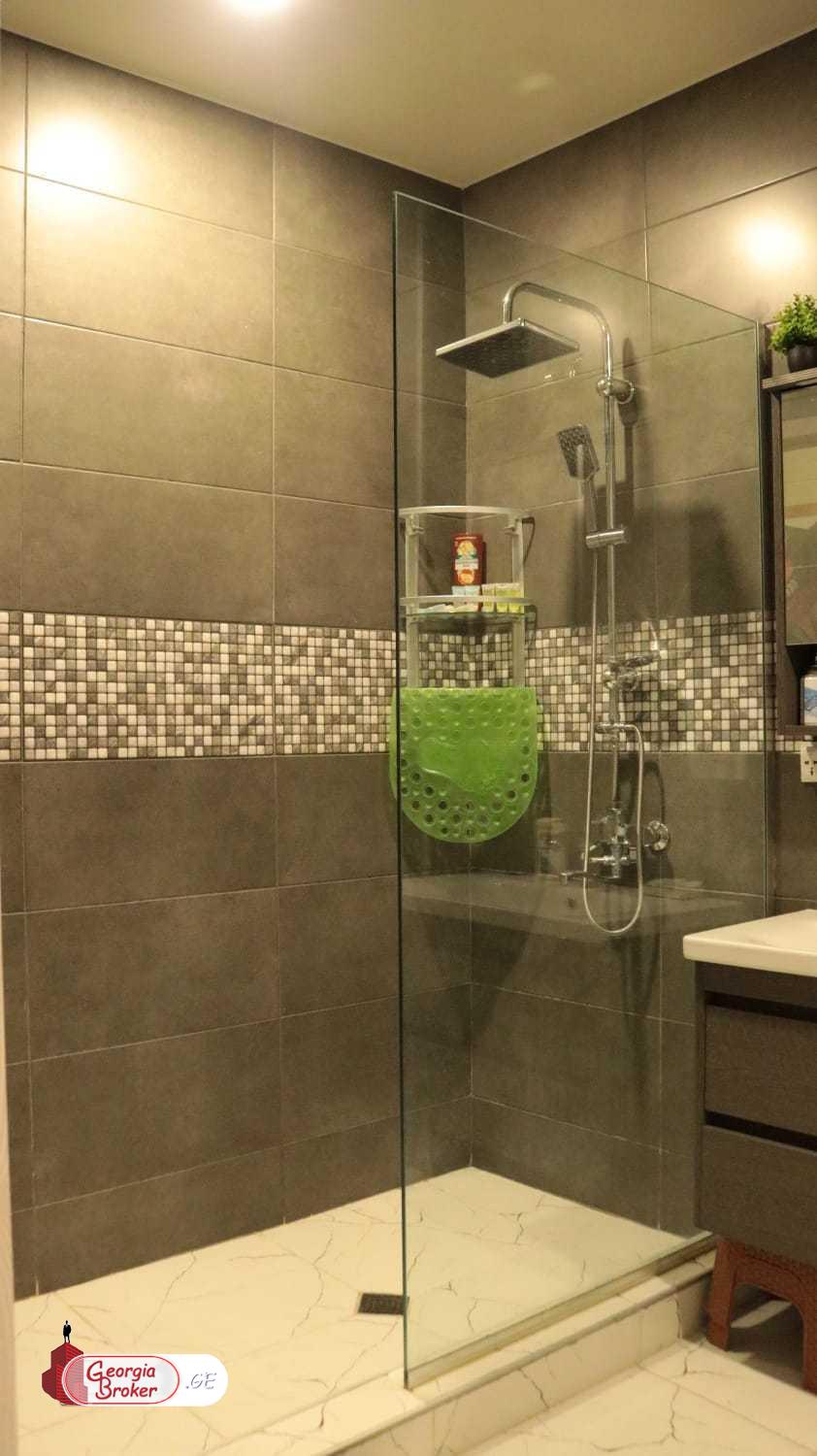 იყიდება ახალი გარემონტებული 3 ოთახიანი ბინა