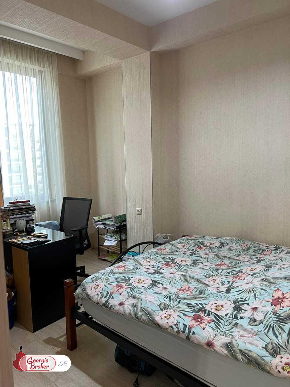 nearly repaired 3-room apartment for sale