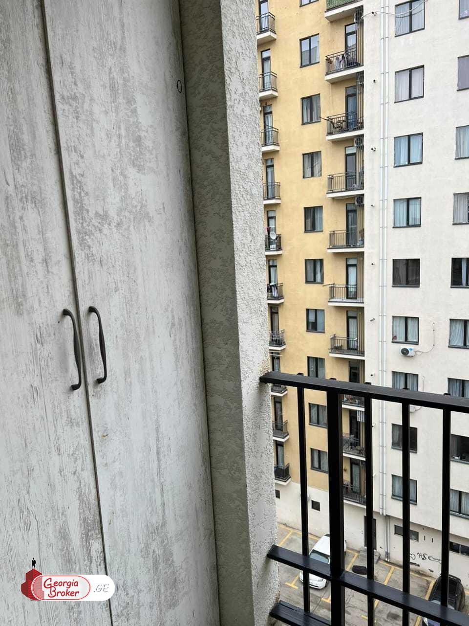 nearly repaired 3-room apartment for sale