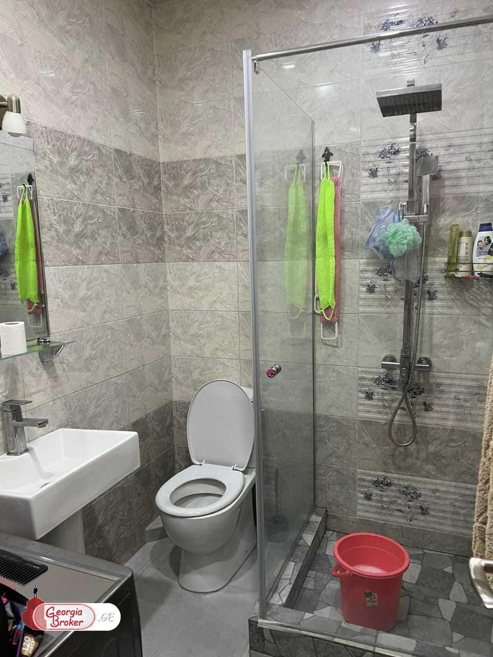 nearly repaired 3-room apartment for sale