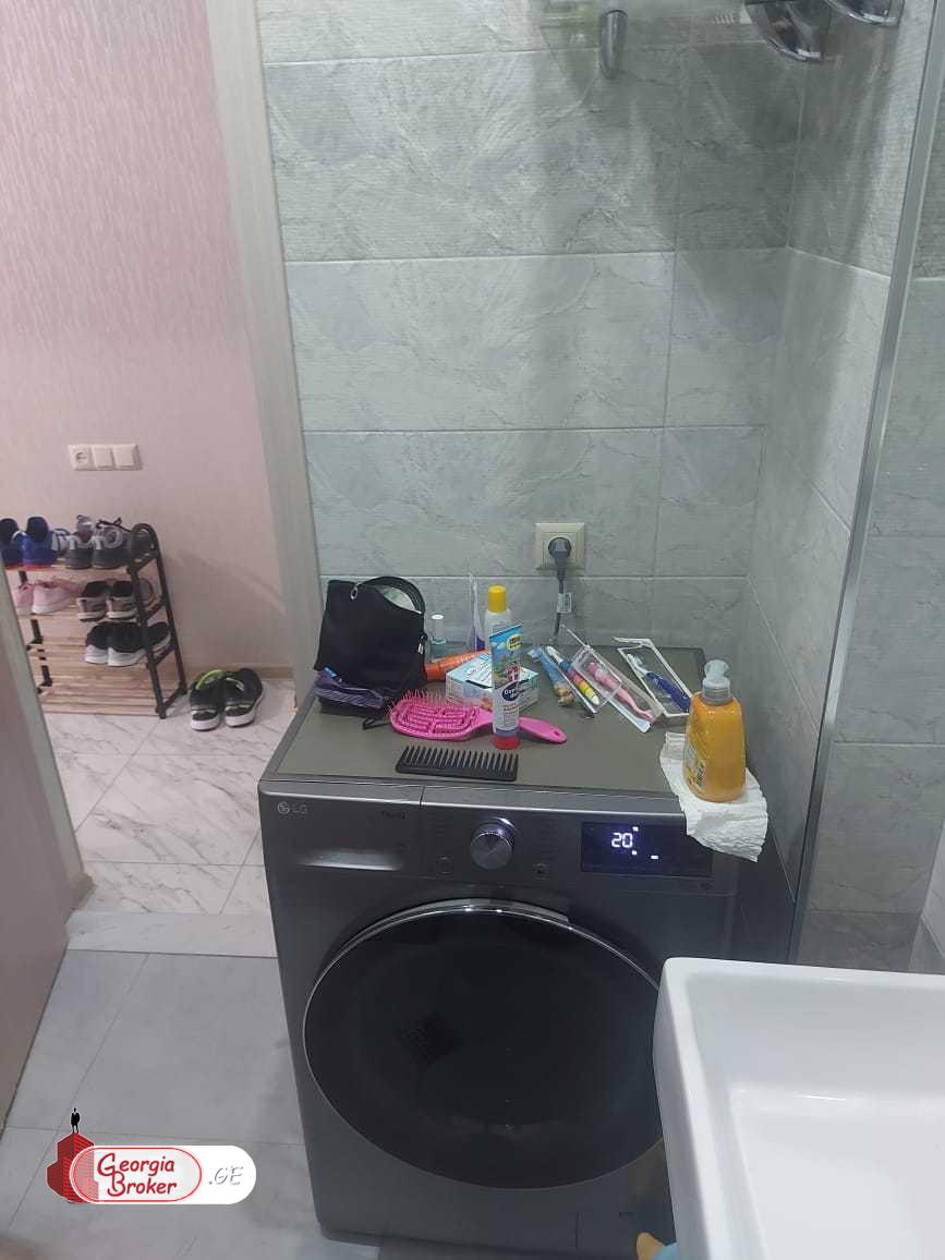 nearly repaired 3-room apartment for sale