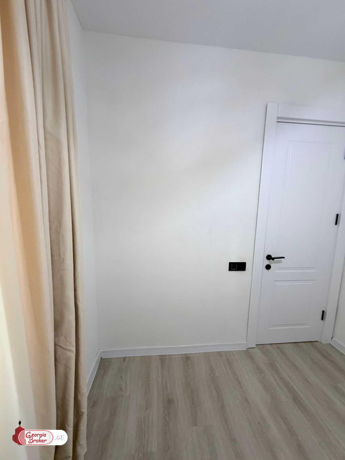 продается квартира с новым ремонтом 2-комнаты