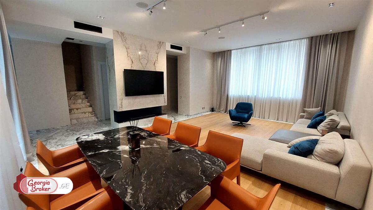 в аренду дом с новым ремонтом 9-комнат