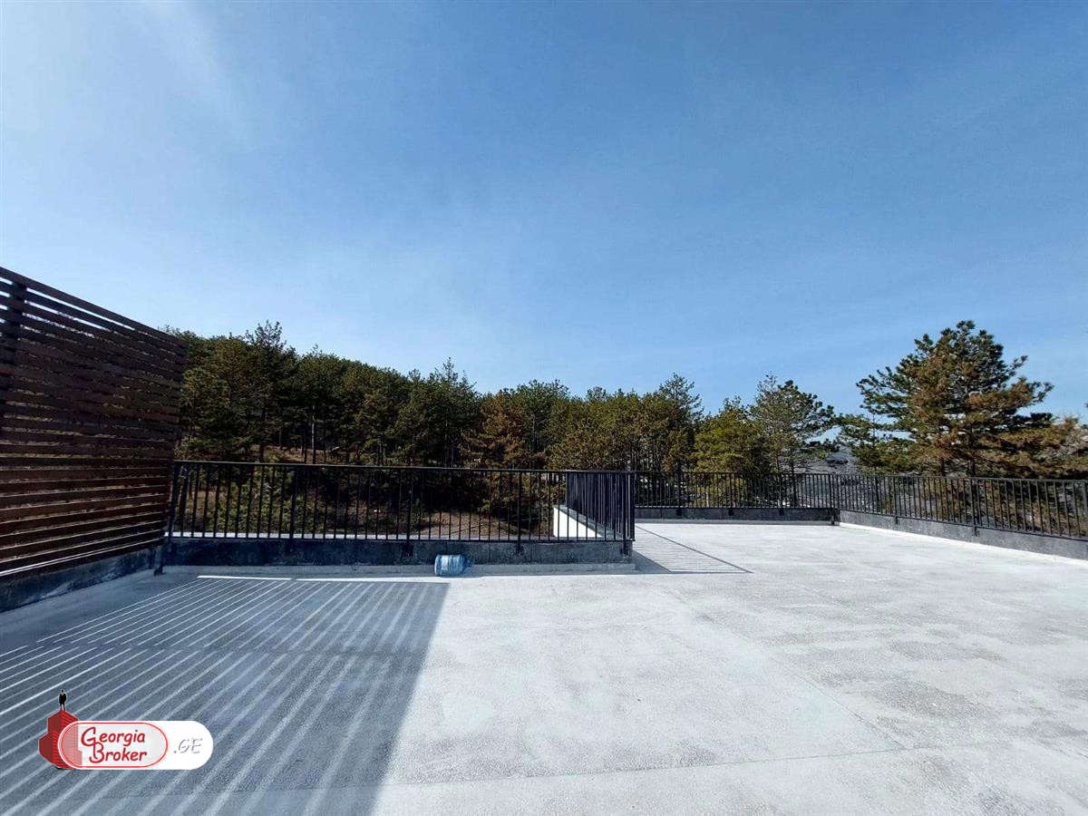 в аренду дом с новым ремонтом 9-комнат