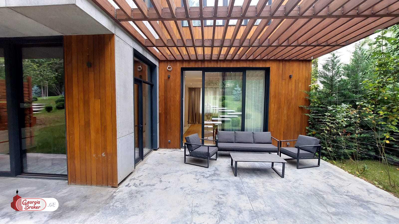 в аренду дом с новым ремонтом 9-комнат