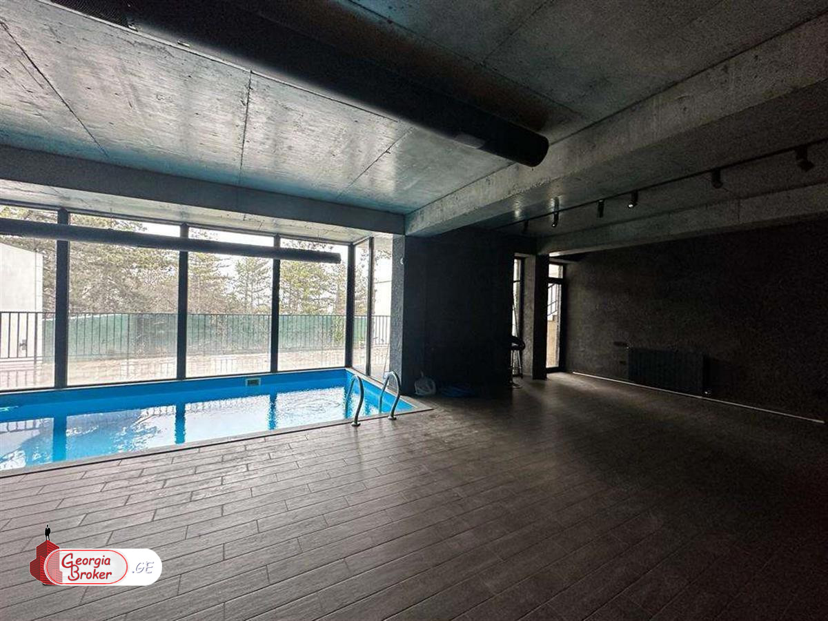 в аренду дом с новым ремонтом 9-комнат