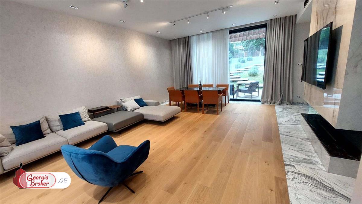 в аренду дом с новым ремонтом 9-комнат