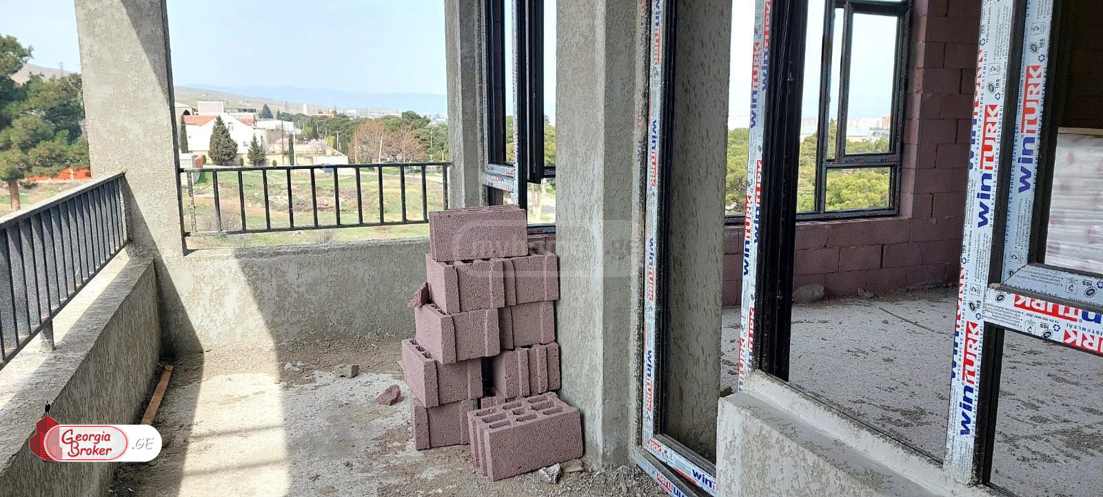 nearly repaired 2-room apartment for sale