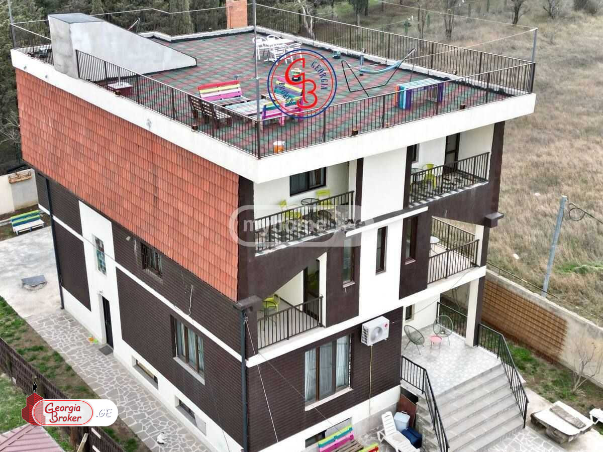 იყიდება ახალი გარემონტებული 15 ნომრიანი სასტუმრო