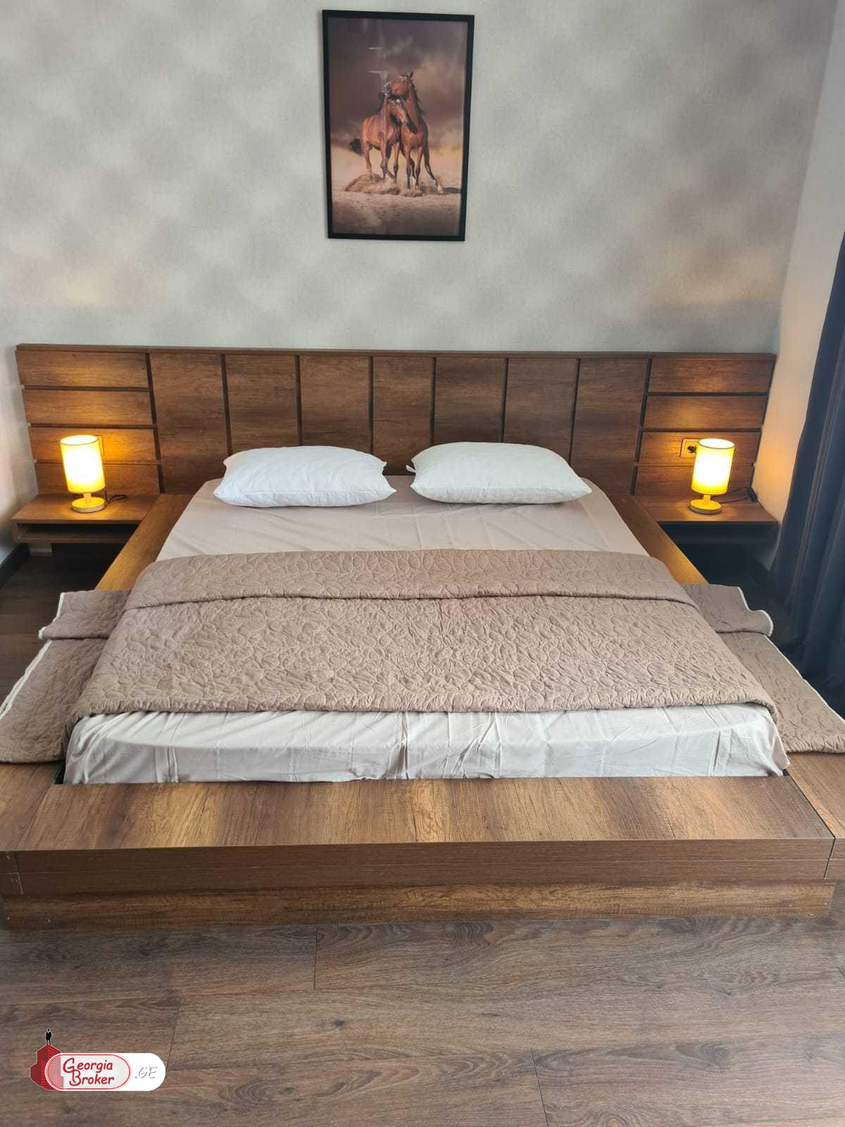 продается дом с новым ремонтом 7-комнат